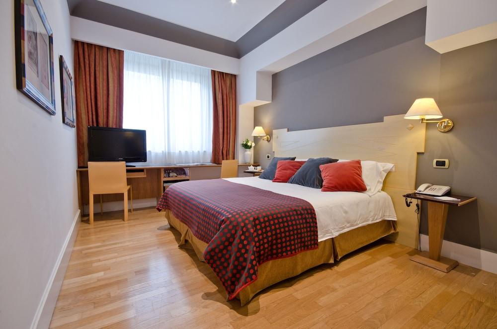 Hotel Plaza Opéra Palermo Kültér fotó
