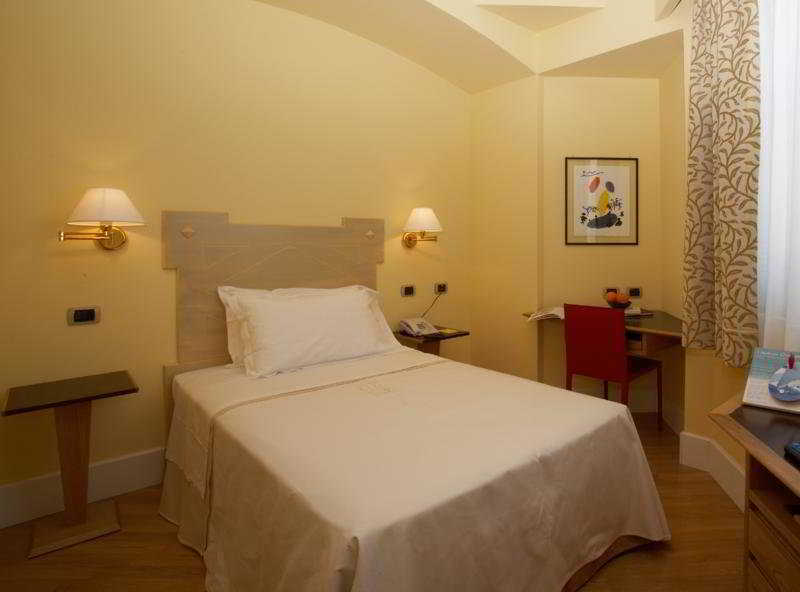 Hotel Plaza Opéra Palermo Kültér fotó